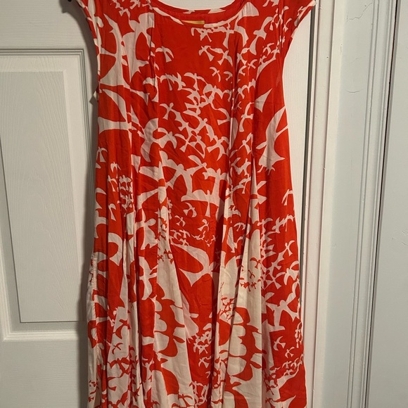 Maeve Red and White Flutter Sleeve Sundress - Picture 2 of 4
